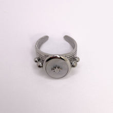 Load image into Gallery viewer, Compass Ring - Silver
