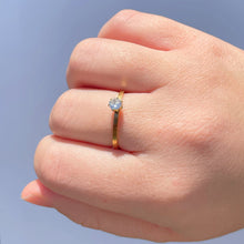 Load image into Gallery viewer, Dainty Diamond Ring
