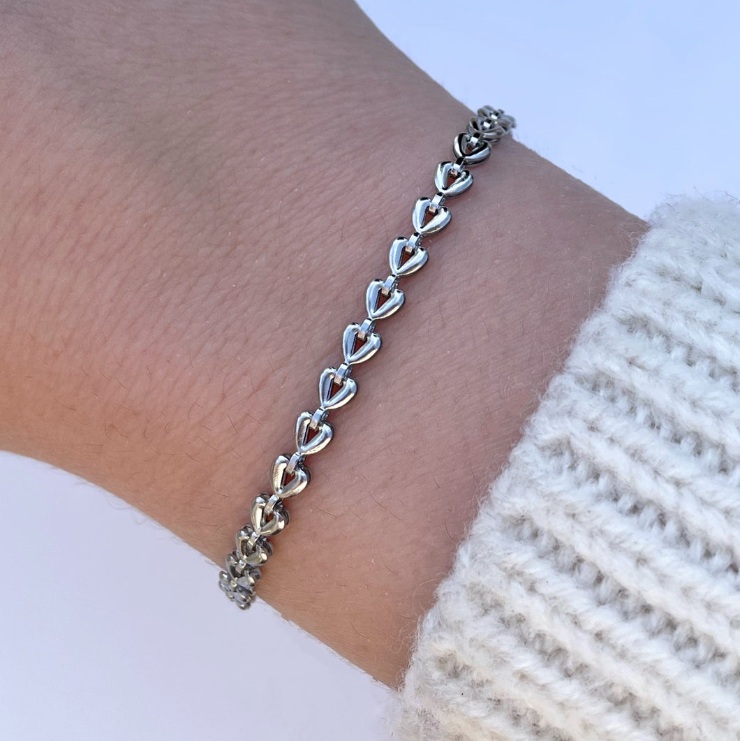 Heart Link Bracelet - Silver