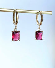 Load image into Gallery viewer, Crystal Drop Earrings
