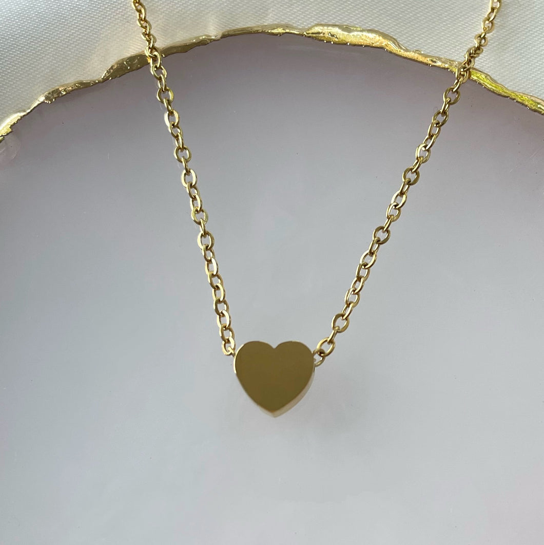 Dainty Heart Necklace - Gold