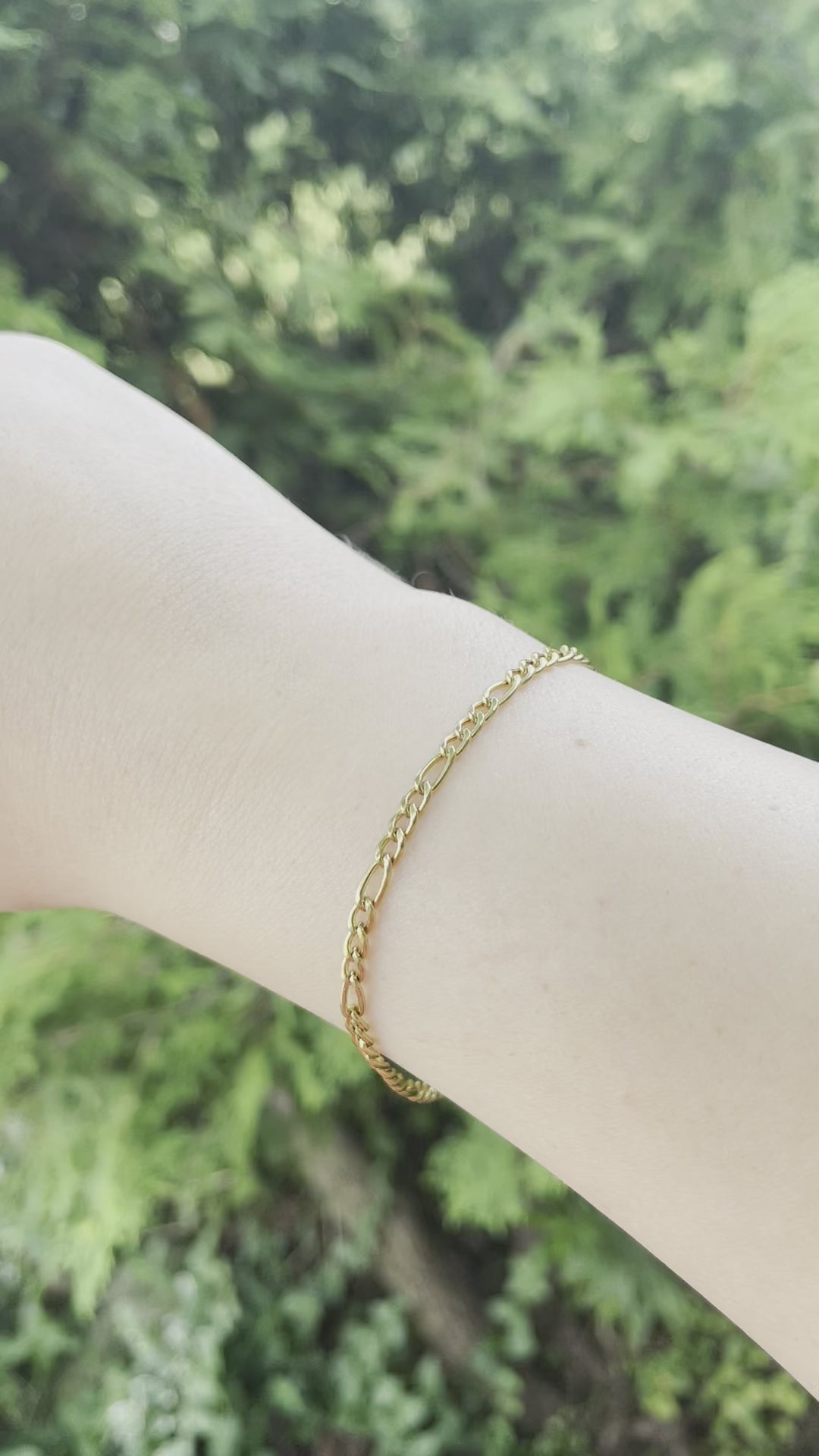Dainty Figaro Bracelet